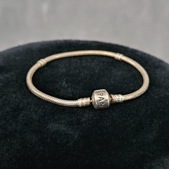 Pandora Moments silver 925 ALE snake chain charm bracelet J-16 - Picture 1 of 3